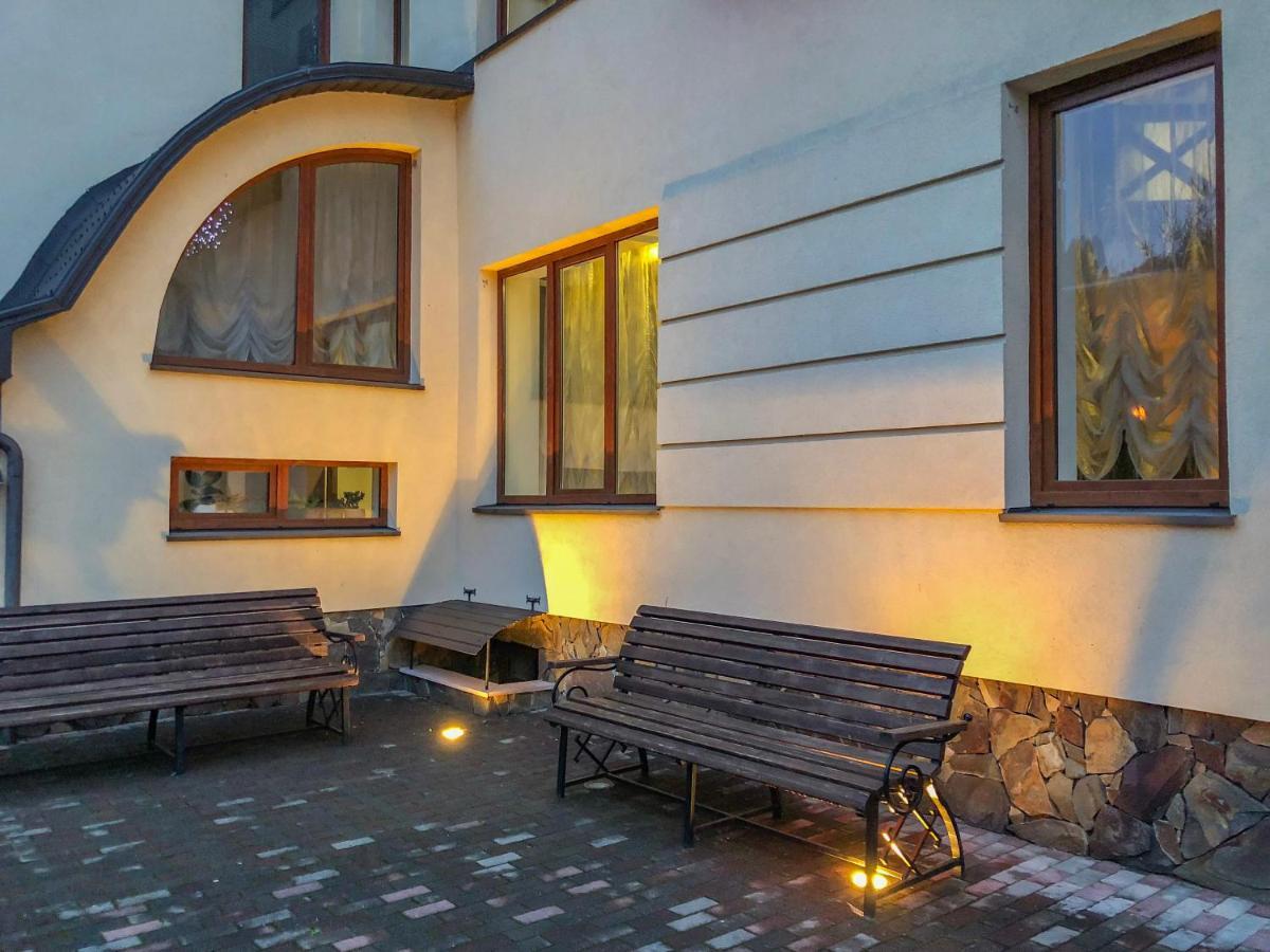Gerdan Hotel Jaremtsche Exterior foto